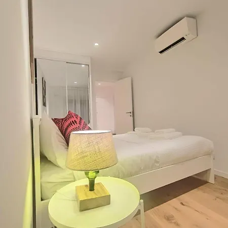 In Amoreiras Lodge *